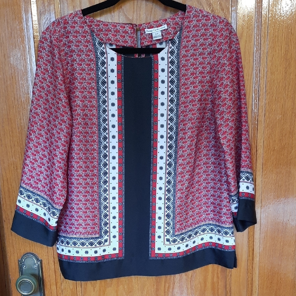 Women's Red and Black Patterned Top